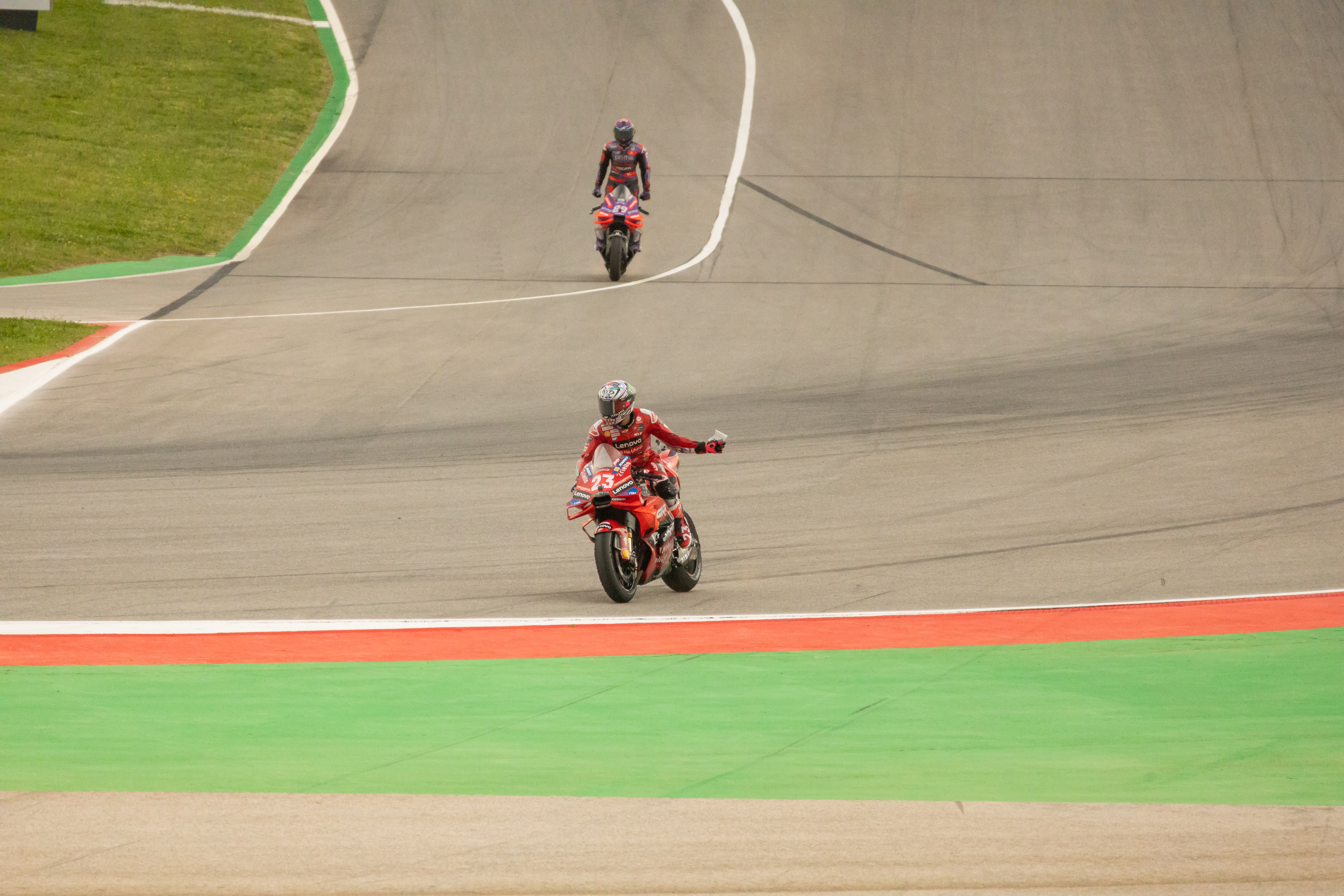 Pódio ou celebração ao fim da corrida (8)