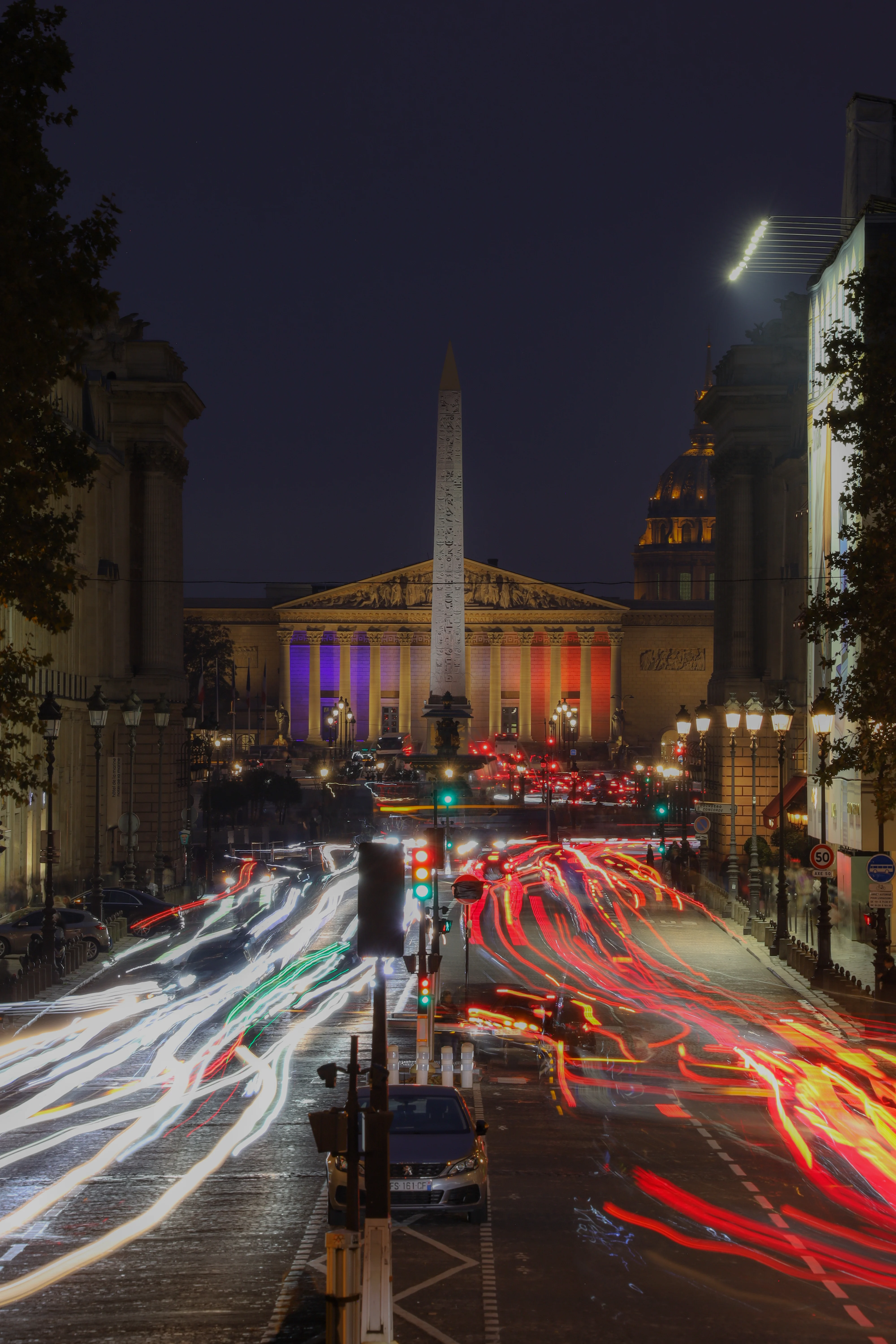 Detalhe arquitetónico e textura de fachada (5)